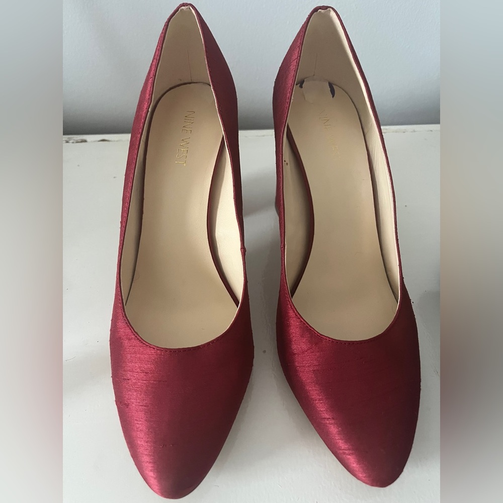 Nine West Heels size 8.5
